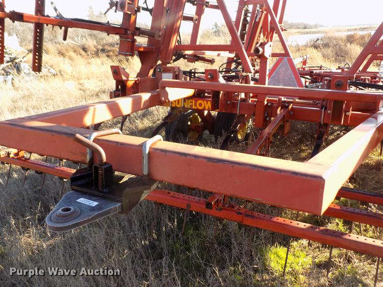 image for item DF2849 Sunflower 6432-36 mulch finisher