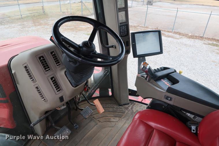 image for item DG3290 2014 Case IH 600 Quadtrac 4WD tractor