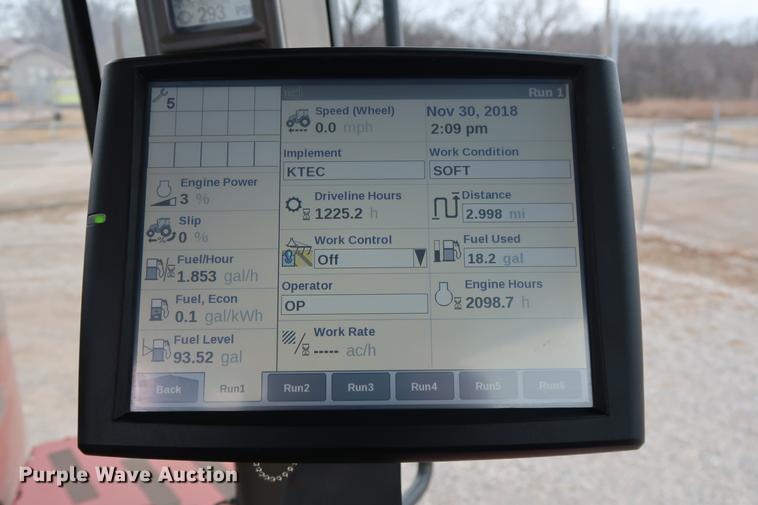 image for item DG3290 2014 Case IH 600 Quadtrac 4WD tractor