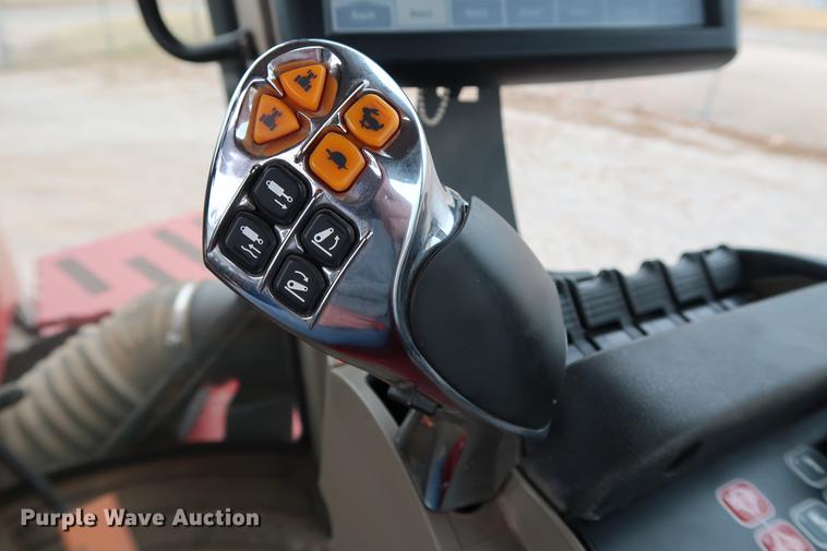 image for item DG3290 2014 Case IH 600 Quadtrac 4WD tractor