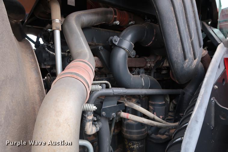 image for item DG3290 2014 Case IH 600 Quadtrac 4WD tractor