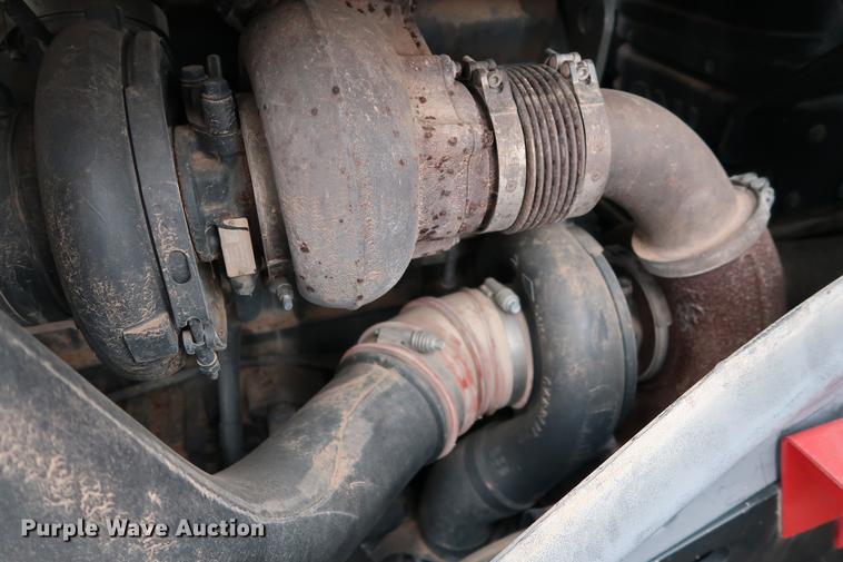 image for item DG3290 2014 Case IH 600 Quadtrac 4WD tractor