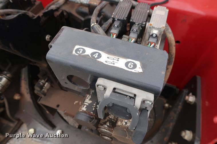 image for item DG3290 2014 Case IH 600 Quadtrac 4WD tractor