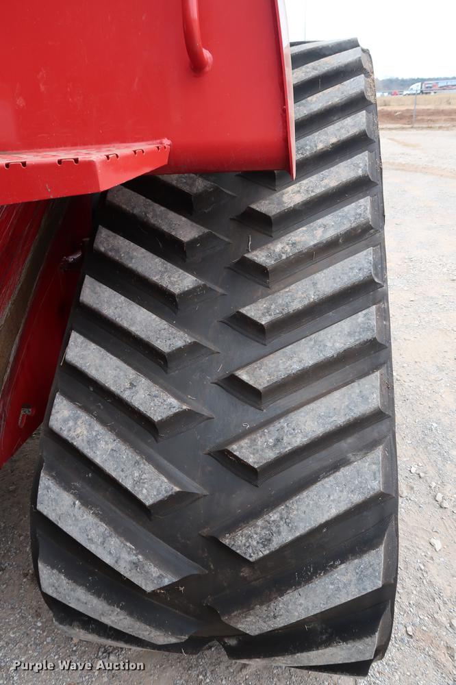 image for item DG3290 2014 Case IH 600 Quadtrac 4WD tractor