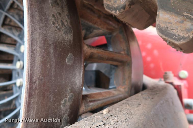 image for item DG3290 2014 Case IH 600 Quadtrac 4WD tractor