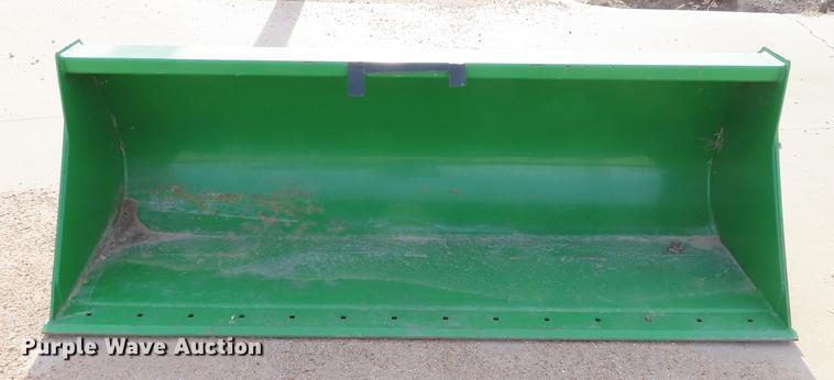 image for item DN9154 John Deere bucket