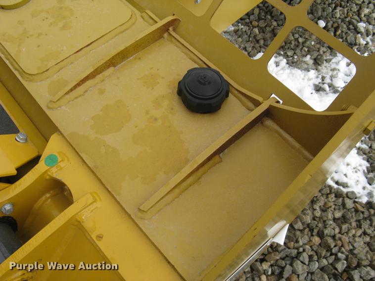 image for item DQ9669 2016 Turbo Saw RS2600HD swing saw/stump grinder