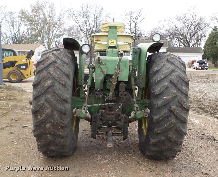 image for item DX9727 1971 John Deere 4020 tractor