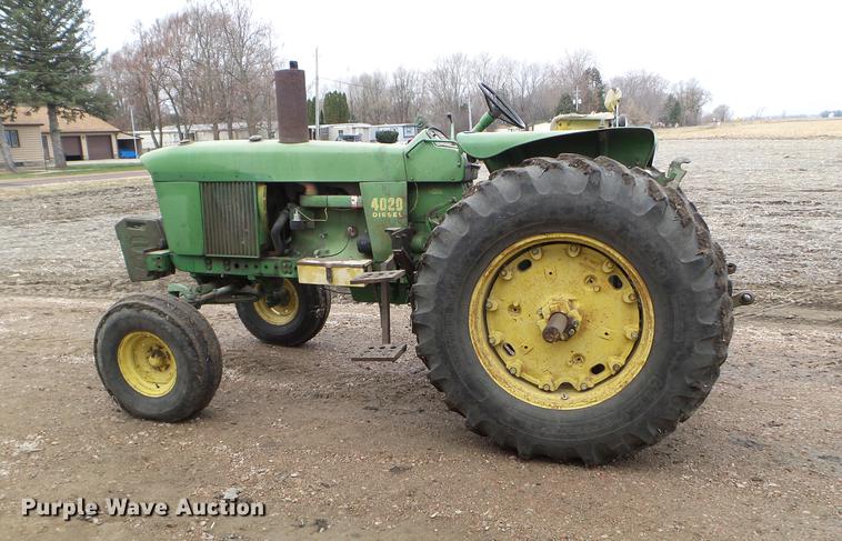 image for item DX9727 1971 John Deere 4020 tractor