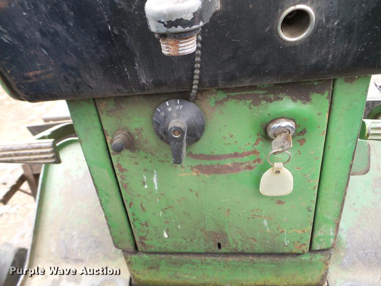 image for item DX9727 1971 John Deere 4020 tractor