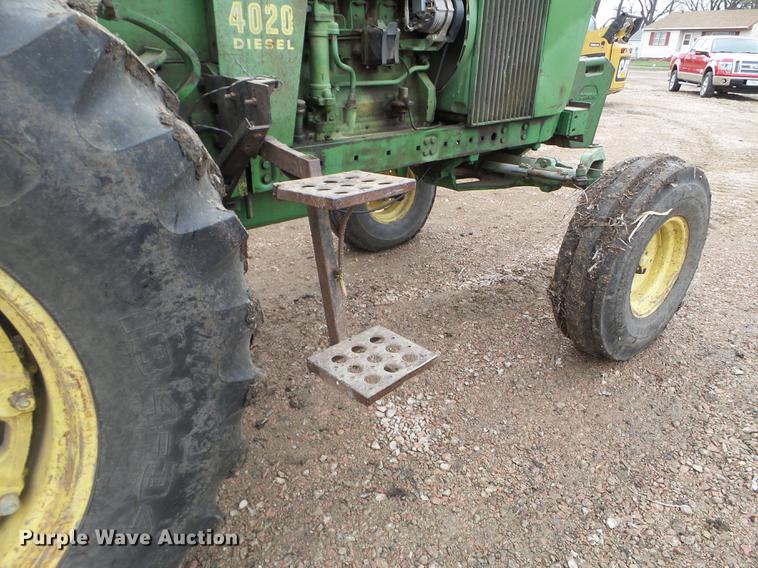 image for item DX9727 1971 John Deere 4020 tractor