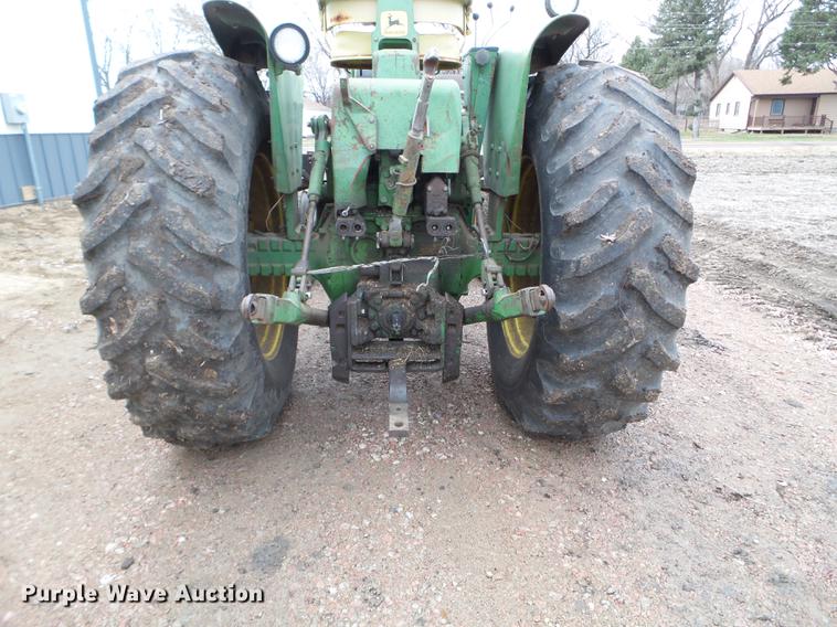 image for item DX9727 1971 John Deere 4020 tractor