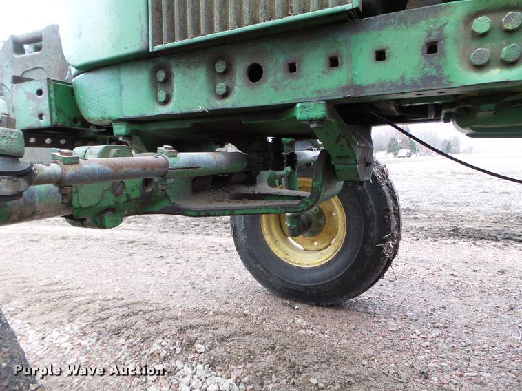 image for item DX9727 1971 John Deere 4020 tractor