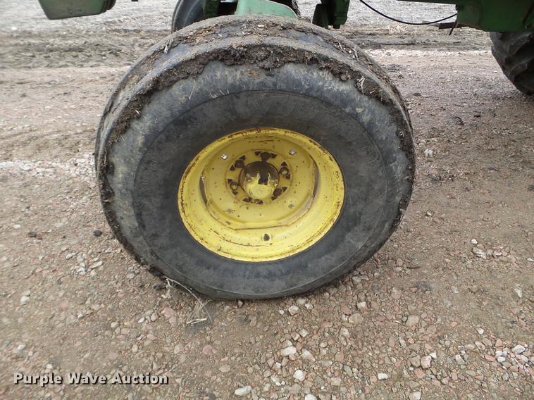 image for item DX9727 1971 John Deere 4020 tractor