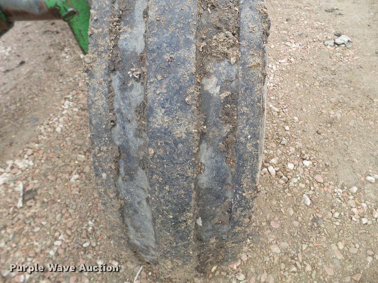 image for item DX9727 1971 John Deere 4020 tractor