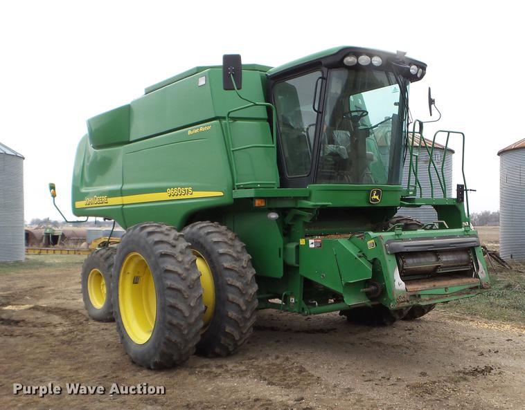 image for item DX9729 2007 John Deere 9660 STS combine