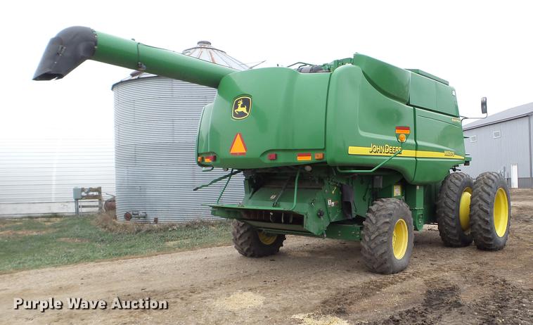 image for item DX9729 2007 John Deere 9660 STS combine