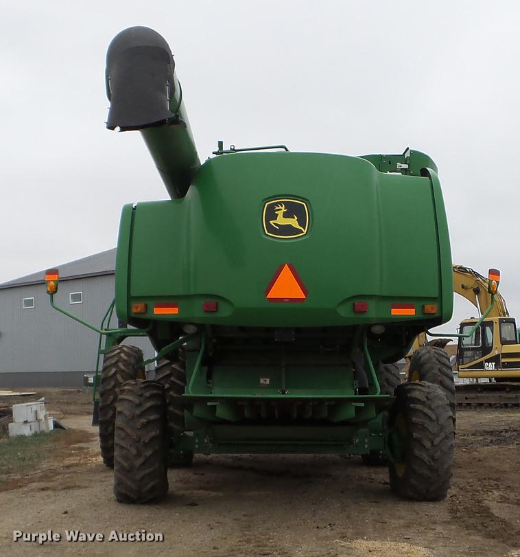 image for item DX9729 2007 John Deere 9660 STS combine