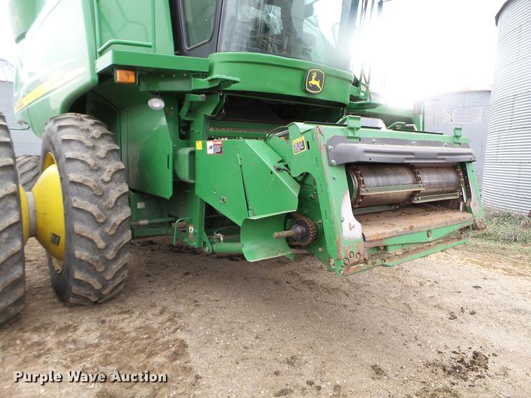 image for item DX9729 2007 John Deere 9660 STS combine