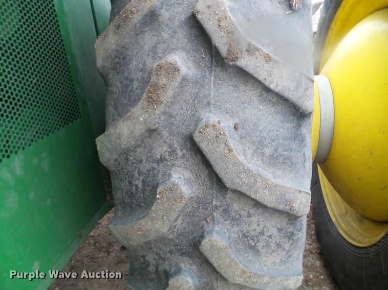 image for item DX9729 2007 John Deere 9660 STS combine