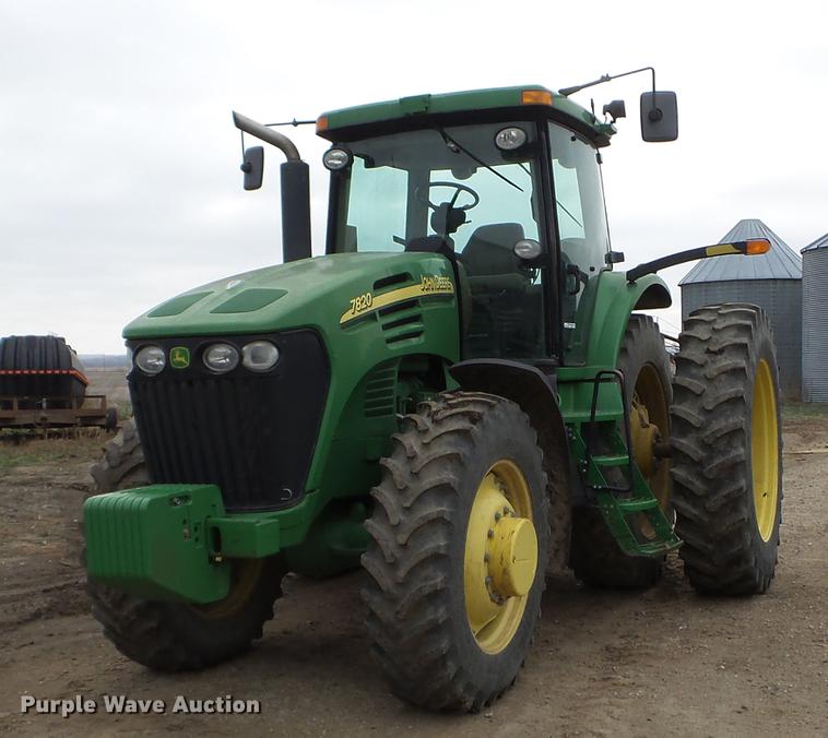 image for item DX9730 2005 John Deere 7820 tractor