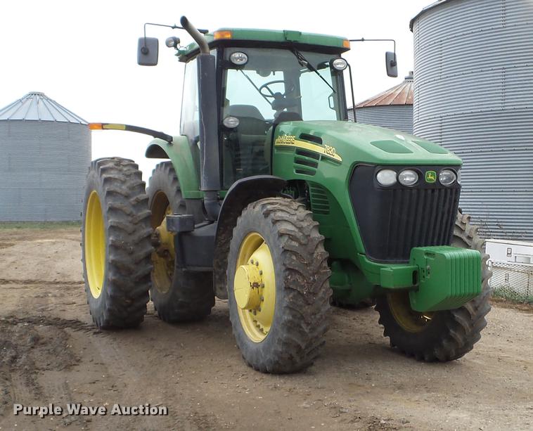 image for item DX9730 2005 John Deere 7820 tractor