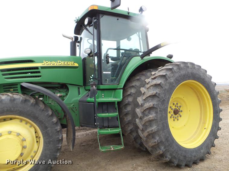 image for item DX9730 2005 John Deere 7820 tractor