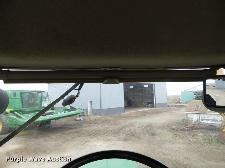 image for item DX9730 2005 John Deere 7820 tractor