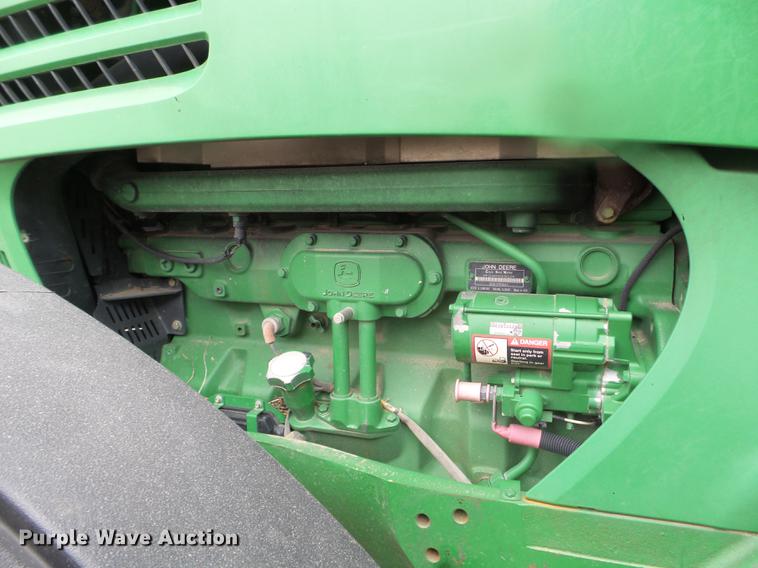 image for item DX9730 2005 John Deere 7820 tractor