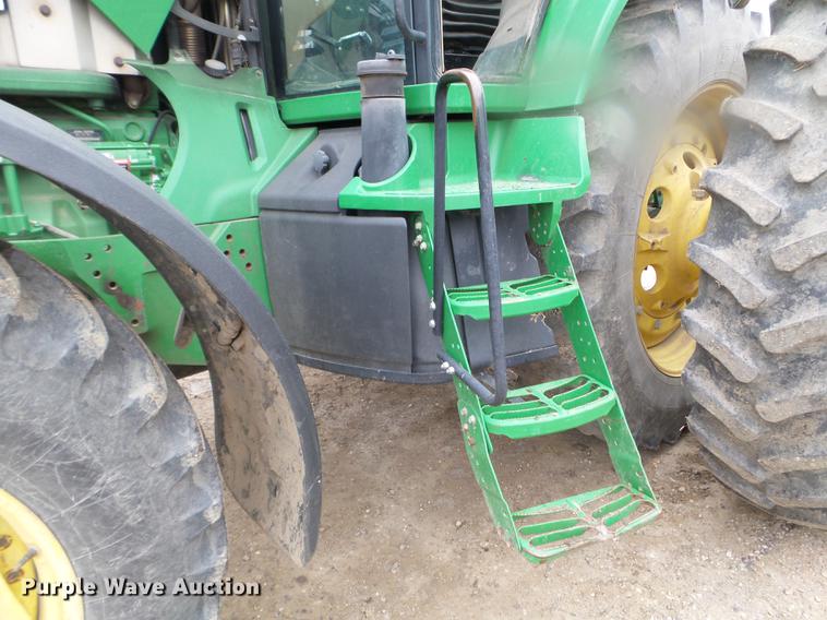 image for item DX9730 2005 John Deere 7820 tractor