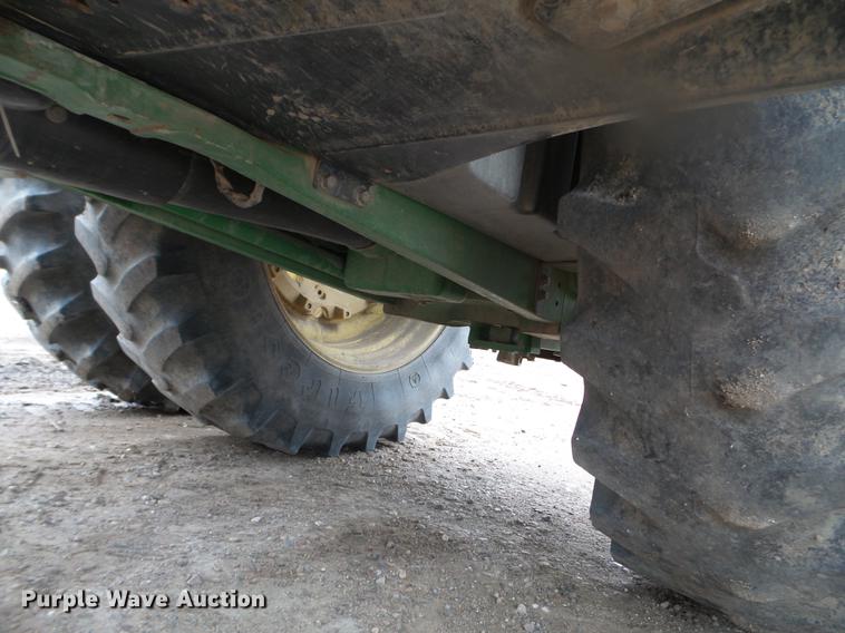 image for item DX9730 2005 John Deere 7820 tractor