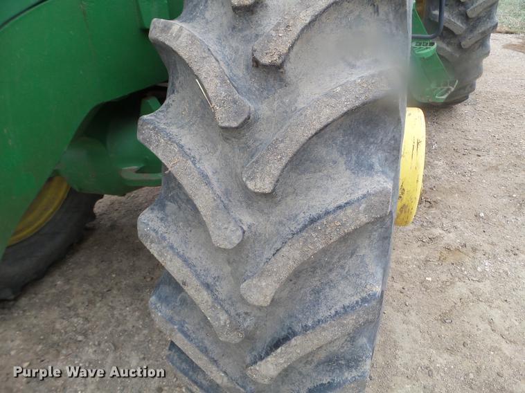 image for item DX9730 2005 John Deere 7820 tractor