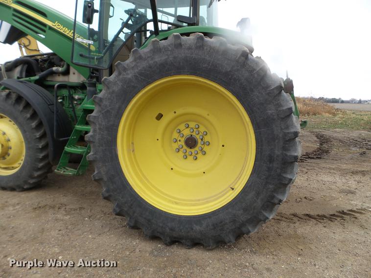 image for item DX9730 2005 John Deere 7820 tractor