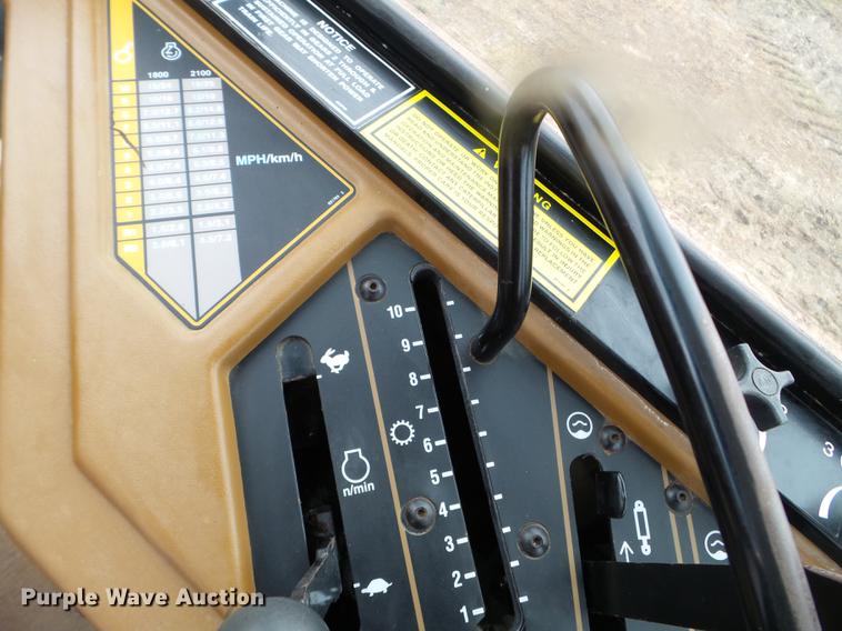 image for item DX9731 1994 Caterpillar Challenger 75C tractor