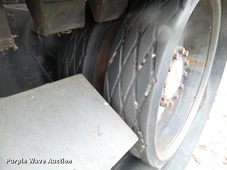 image for item DX9731 1994 Caterpillar Challenger 75C tractor