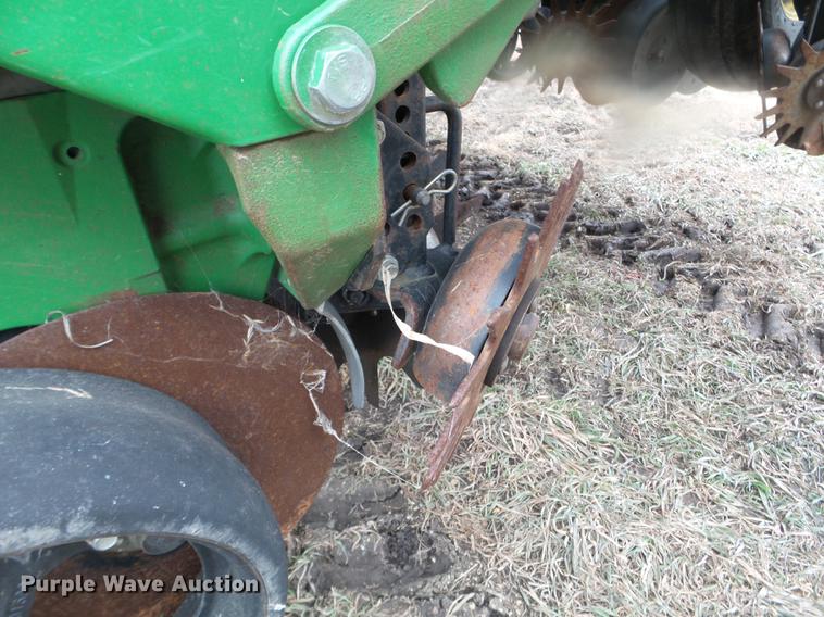image for item DX9732 2007 John Deere 1770NT planter