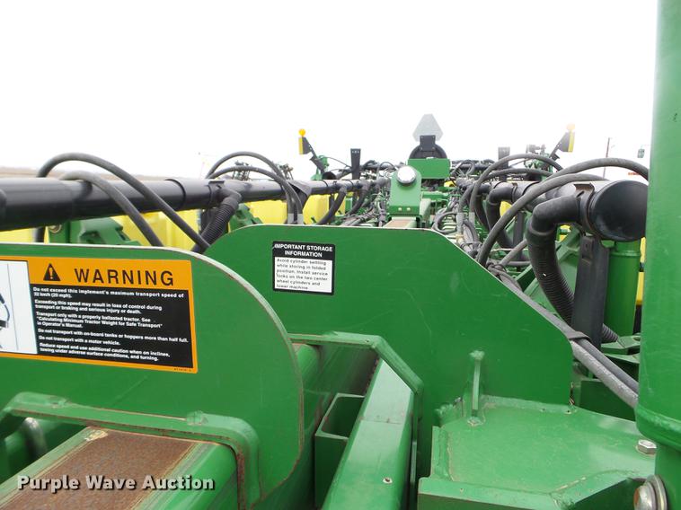 image for item DX9732 2007 John Deere 1770NT planter