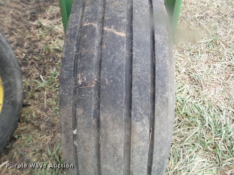 image for item DX9732 2007 John Deere 1770NT planter