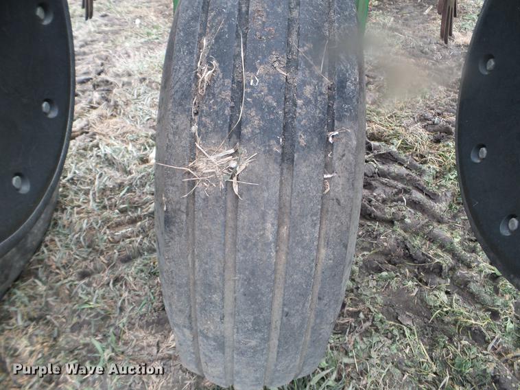 image for item DX9732 2007 John Deere 1770NT planter