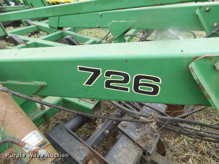 image for item DX9734 John Deere 726 mulch finisher
