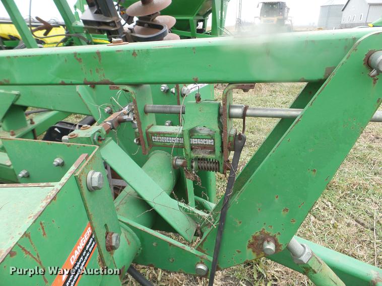 image for item DX9734 John Deere 726 mulch finisher