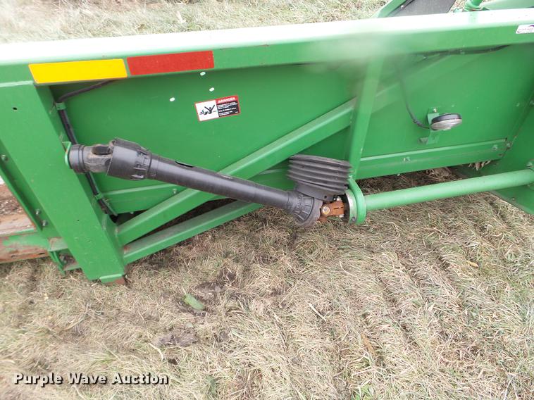 image for item DX9736 2006 John Deere 893 corn head