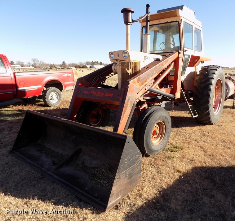 image for item DY9162 Case 1030 Comfort King tractor