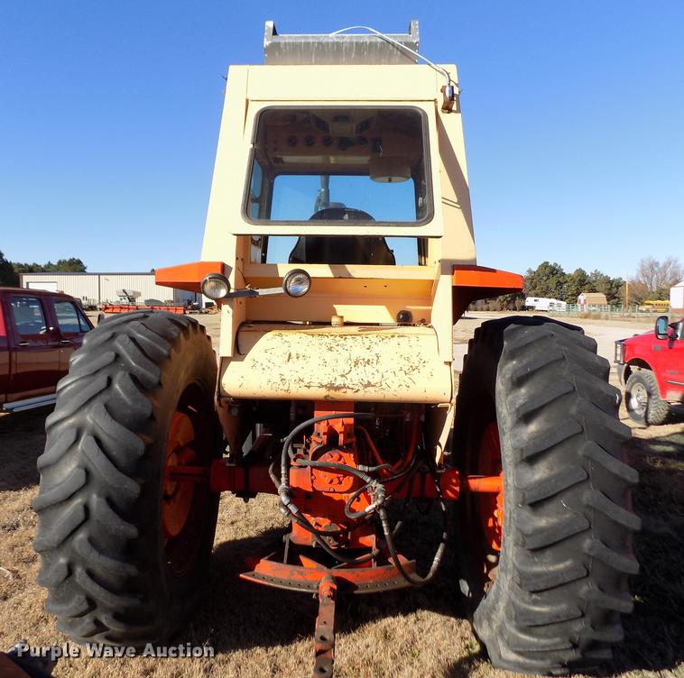 image for item DY9162 Case 1030 Comfort King tractor