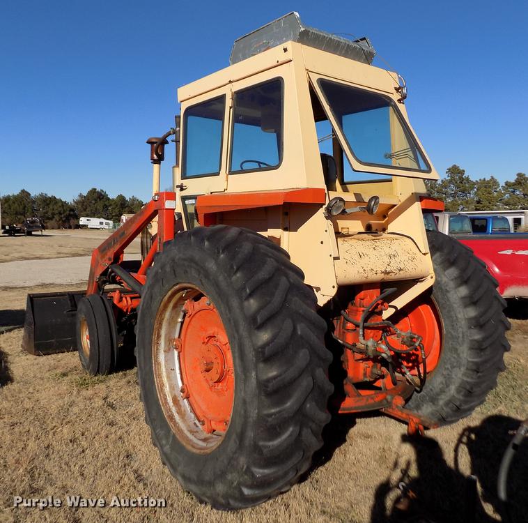 image for item DY9162 Case 1030 Comfort King tractor