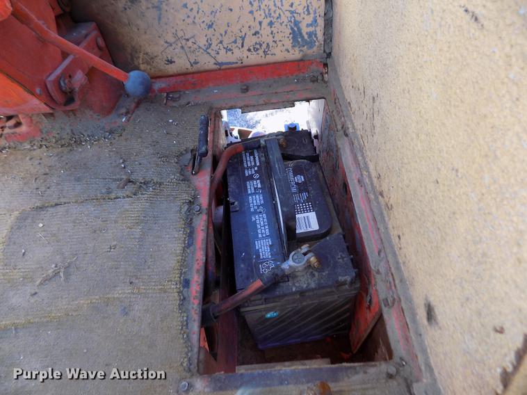 image for item DY9162 Case 1030 Comfort King tractor