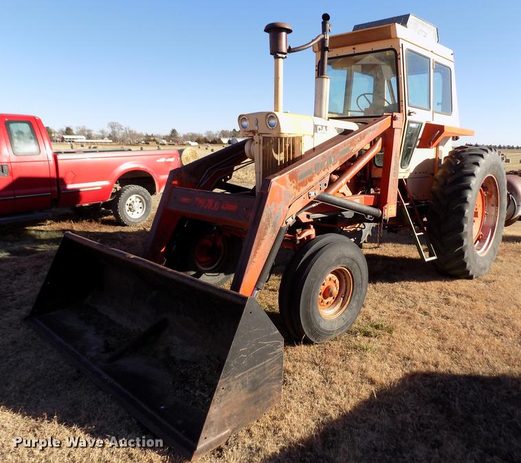 image for item DY9162 Case 1030 Comfort King tractor