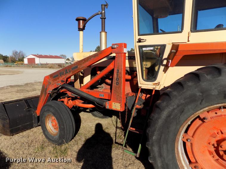 image for item DY9162 Case 1030 Comfort King tractor