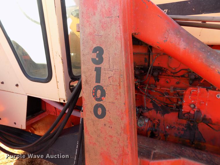 image for item DY9162 Case 1030 Comfort King tractor