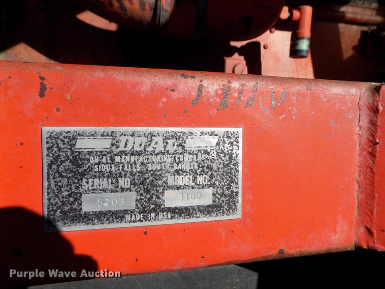 image for item DY9162 Case 1030 Comfort King tractor